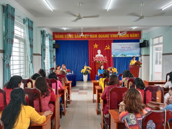 HỘI NGHỊ VIÊN CHỨC, NGƯỜI LAO ĐỘNG TRƯỜNG MẦM NON VĨNH THẠNH NĂM HỌC 2025 - 2026