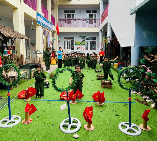 TRƯỜNG MẦM NON VĨNH THẠNH TỔ CHỨC CHƯƠNG TRÌNH “CHÚNG EM LÀ CHIẾN SĨ TÍ HON” SÔI NỔI – Ý NGHĨA – GIÀU TÍNH GIÁO DỤC   